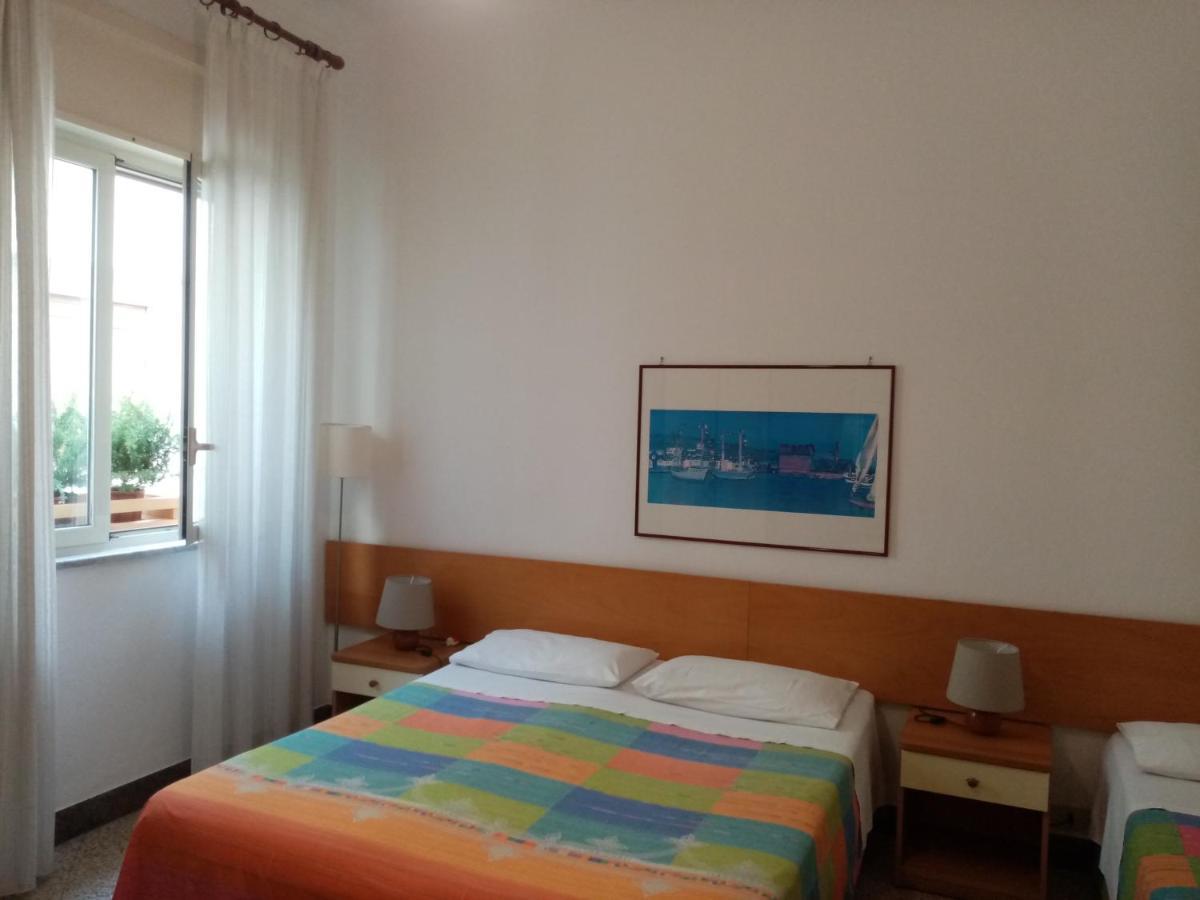 Ariston Petit Hotel Палермо Екстер'єр фото