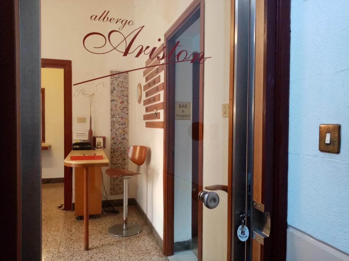Ariston Petit Hotel Палермо Екстер'єр фото